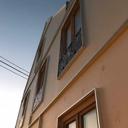 Haus 12 Hotel